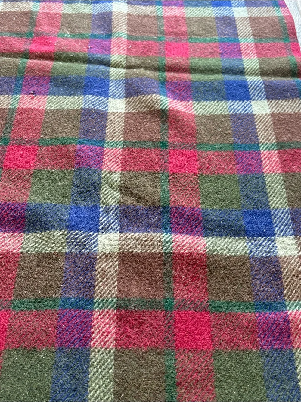 Vtg 100% Pure New Wool Plaid Blanket Red Navy Green Brown 46x48” Fringe Made UK